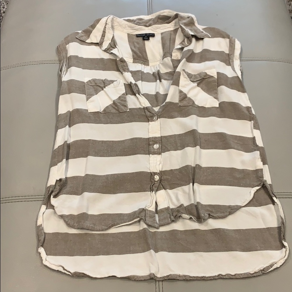 Short sleeve blouse